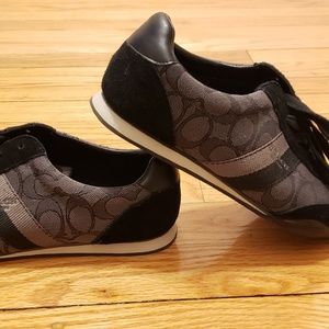 Coach sneakers 7.5